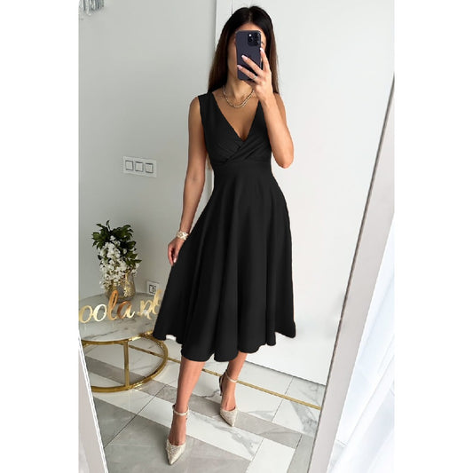 Fashion Solid Color Sleeveless V-Neck Shrink Pleated Hem Dress Wholesale Dresses