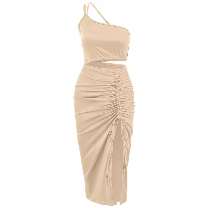 Solid Color Slanted Shoulder Halterneck Waist Slit Pleated Dresses Wholesale Womens Clothing N3824041600029