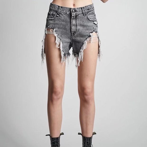 Fashion Irregular Design Raw Edge V-Shaped Womens Ripped Hot Pants Wholesale Denim Shorts