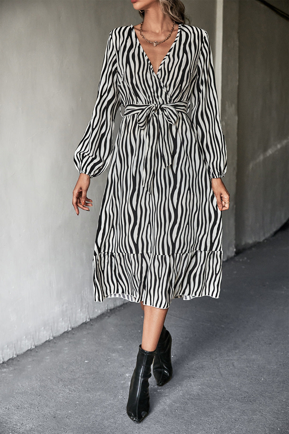 Irregular Stripe Print Tie-Up Long Sleeve A-Line Dress Wholesale Dresses