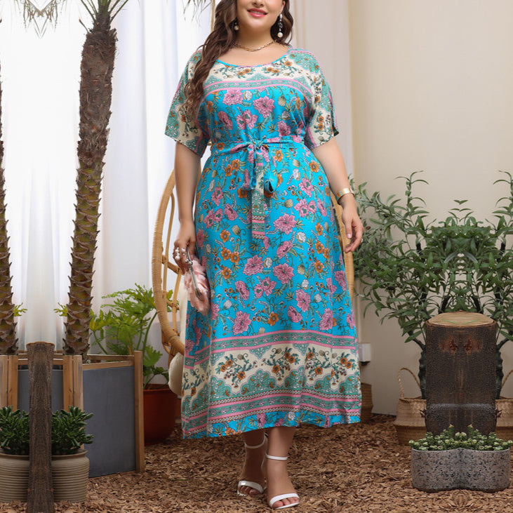 Round Neck Short Sleeve Curvy Bohemian Dresses Wholesale Plus Size Clothing