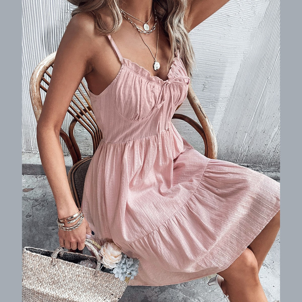 Spaghetti Strap Plain Sleeveless V Neck Pleated Wholesale Swing Dresses For Women