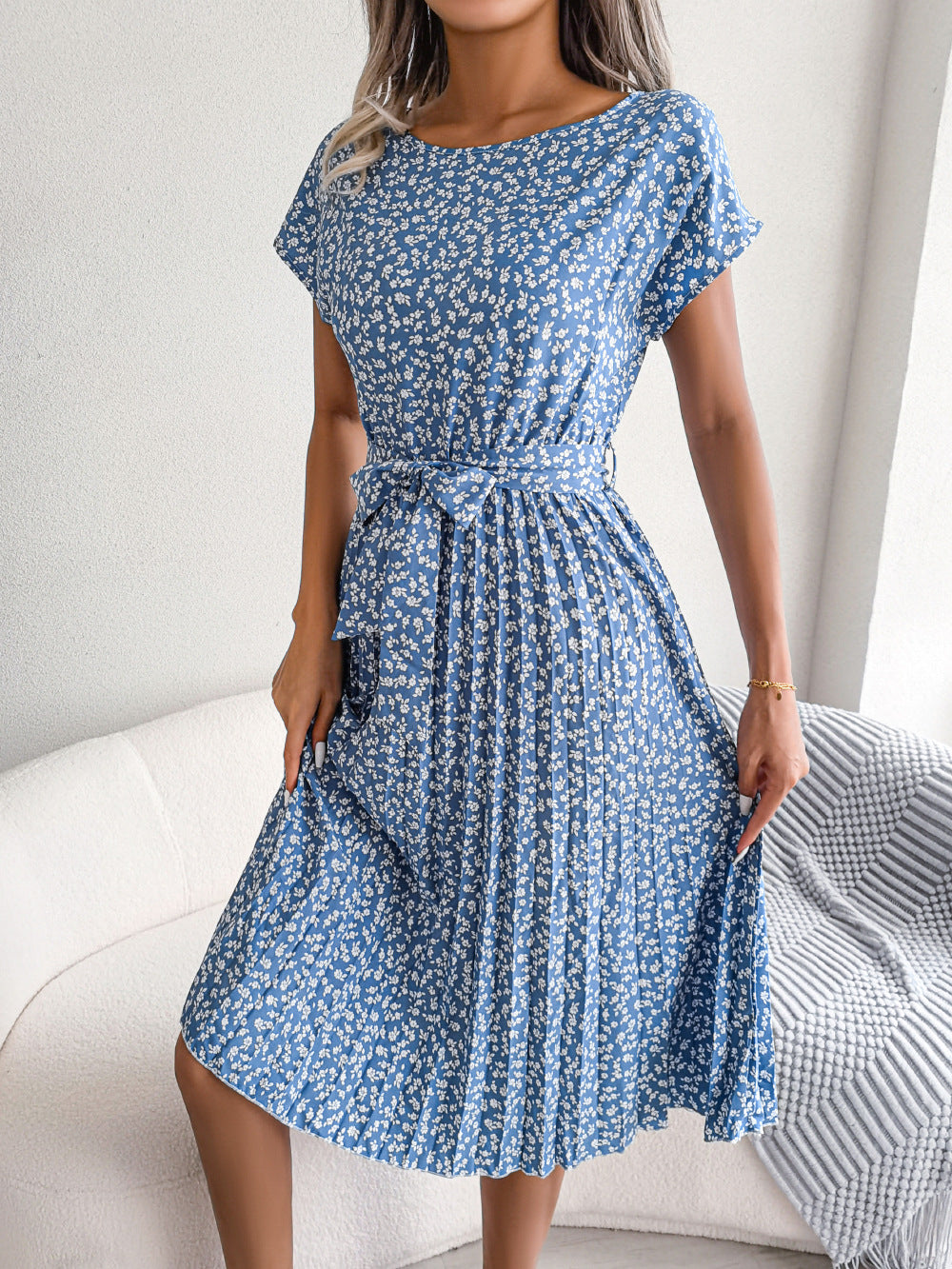 Casual Short-Sleeved Floral Print Swing Dress Wholesale Dresses