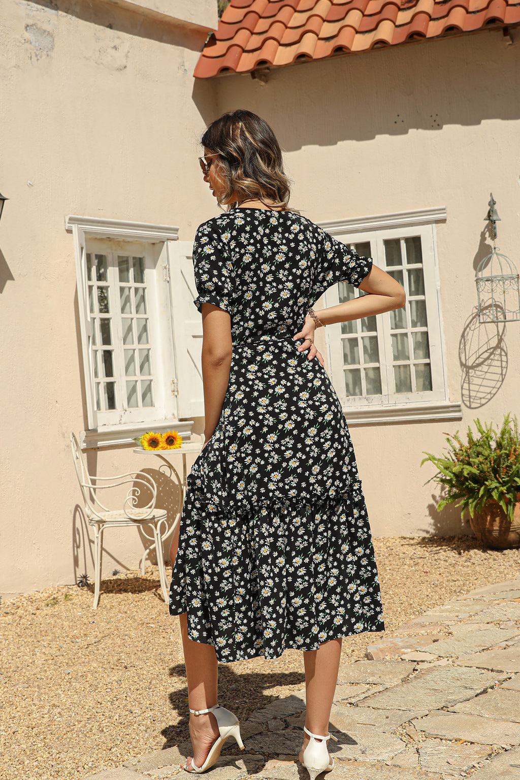 V Neck Tie-Waist Daisy Print Midi Ruffled Swing Dress Wholesale Dresses