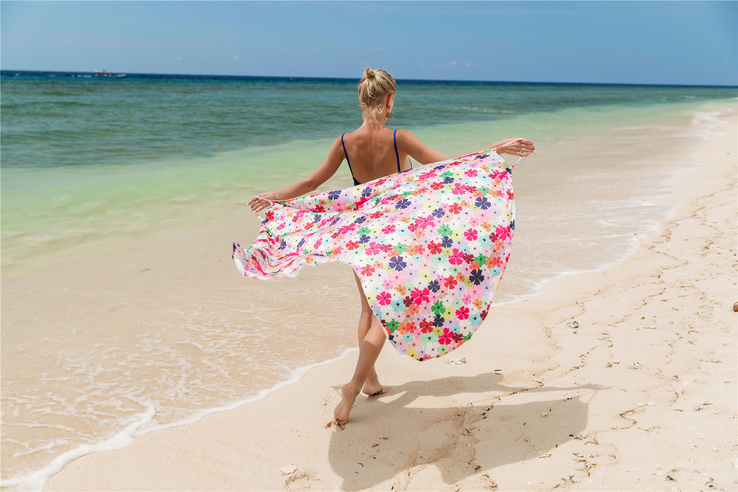 Multifunctional Bath Towel Outdoor Sun Protection Blouse Wholesale Beach Dress