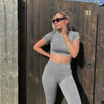Seamless Sports Yoga Workout Wholesale Activewear Short-Sleeved Trousers Suits