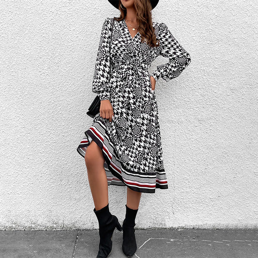 V Neck Long Sleeve Printed Swing Midi Dress Wholesale Dresses