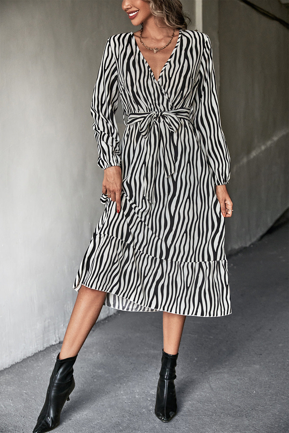 Irregular Stripe Print Tie-Up Long Sleeve A-Line Dress Wholesale Dresses