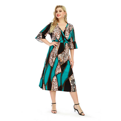 Printed Casual V-Neck Curvy Dresses Wholesale Plus Size Clothing