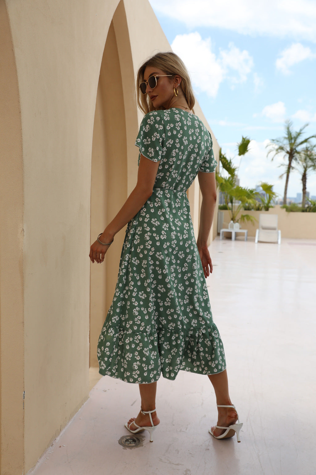 Floral Printed Chiffon V-Neck Wholesale Dresses Ruffled Beach Midi Dress Vacation