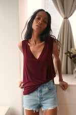 Solid Color Sleeveless V Neck Casual Loose Wholesale Tank Tops Summer