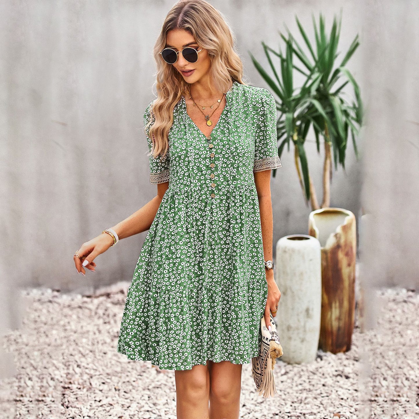 Short-Sleeved Casual V-Neck Floral Printed Swing Dress Wholesale Dresses