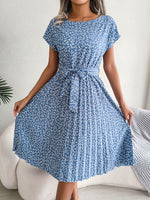 Round Neck Short Sleeve Floral Pleated Skirt Dress Wholesale Dresses