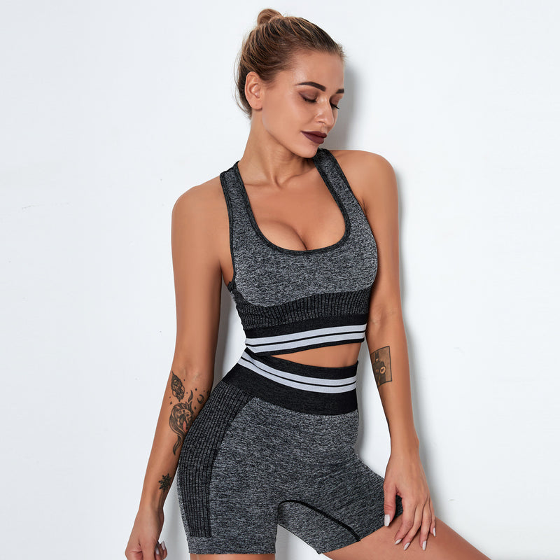 Striped Bra & Shorts Fitness 2pcs Sets Seamless Activewears Wholesale Workout Clothes