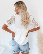 Loose Casual Lace Panel Tops Short Sleeve Solid Color Round Neck Womens T Shirts Wholesale