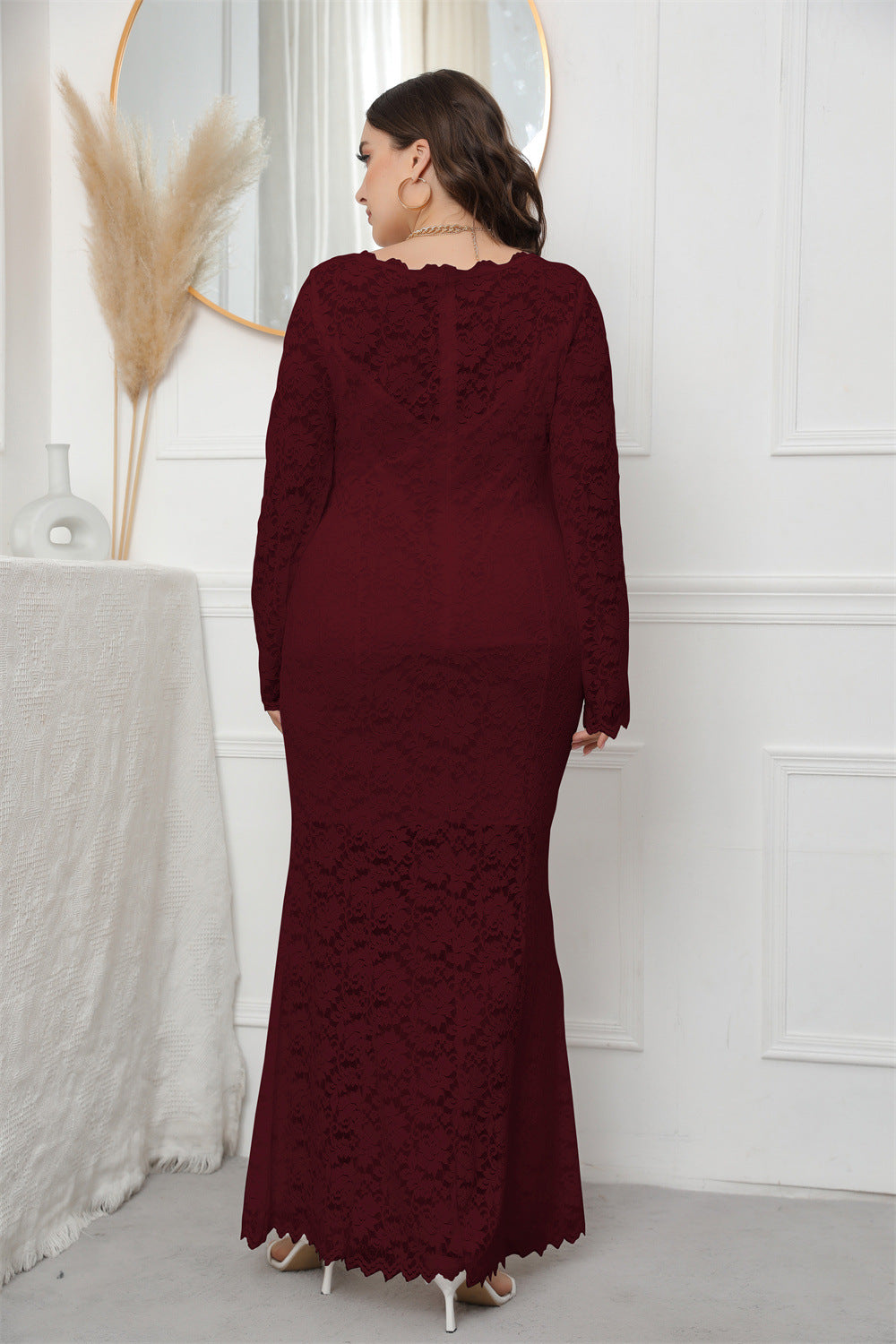 Elegant Women Curvy Fishtail Lace Maxi Dresses Wholesale Plus Size Clothing