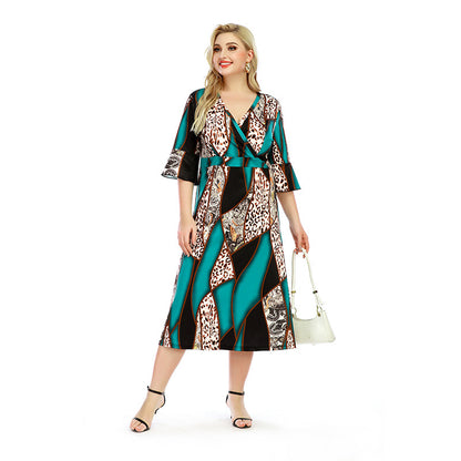 Printed Casual V-Neck Curvy Dresses Wholesale Plus Size Clothing