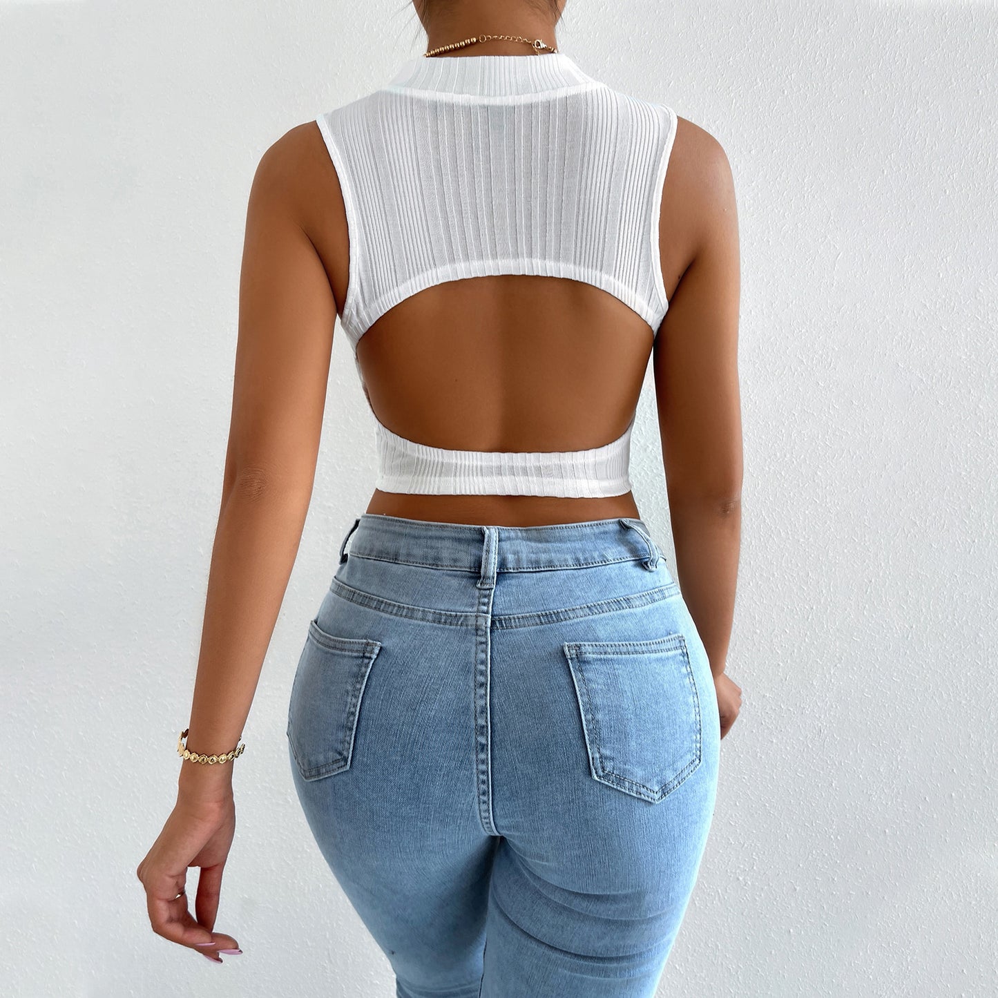 Sexy Backless Sleeveless Tops Round Neck Solid Color Slim Wholesale Crop Tops